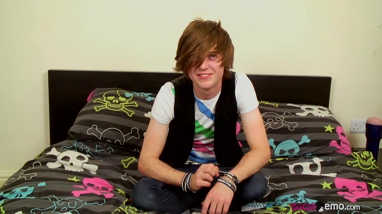 Totally Cute Emo Boy Tyler Works His Boner - Tyler Archers Jerks Off