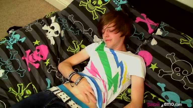 Totally Cute Emo Boy Tyler Works His Boner - Tyler Archers Jerks Off