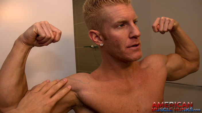Johnny Flexes - AmericanMuscleHunks