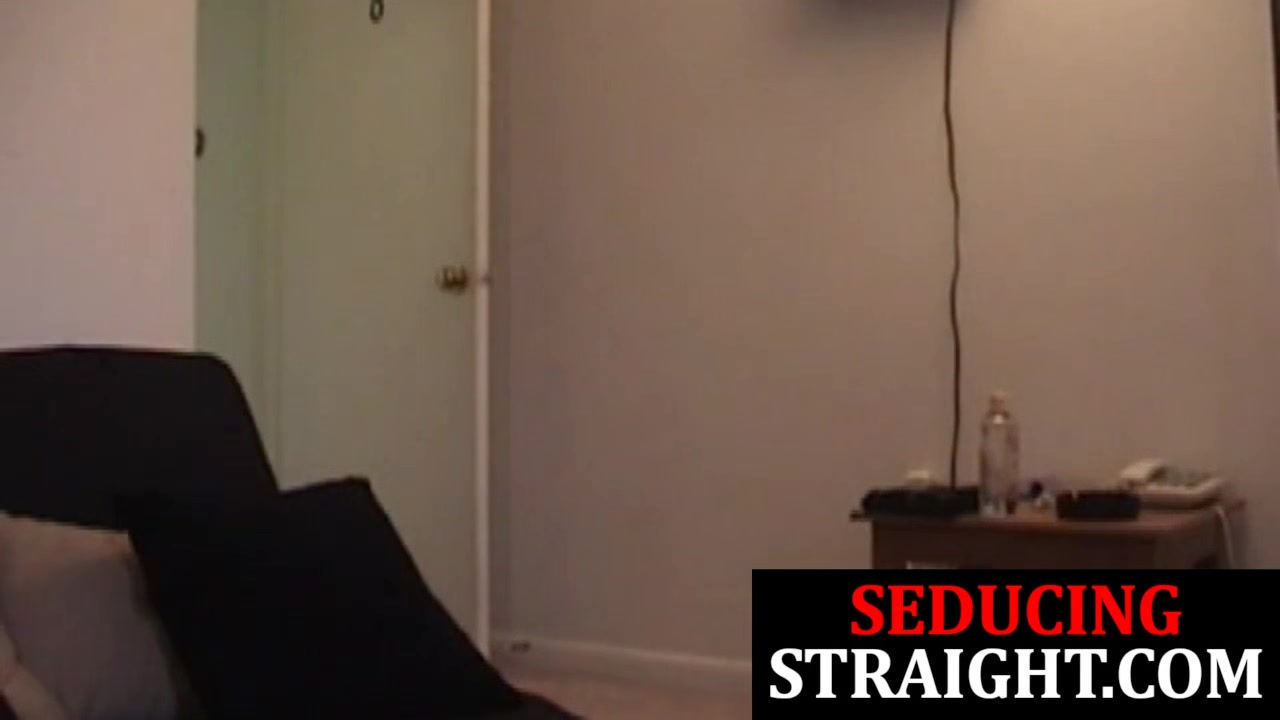 Seduced straight jock gets sucked by DILF