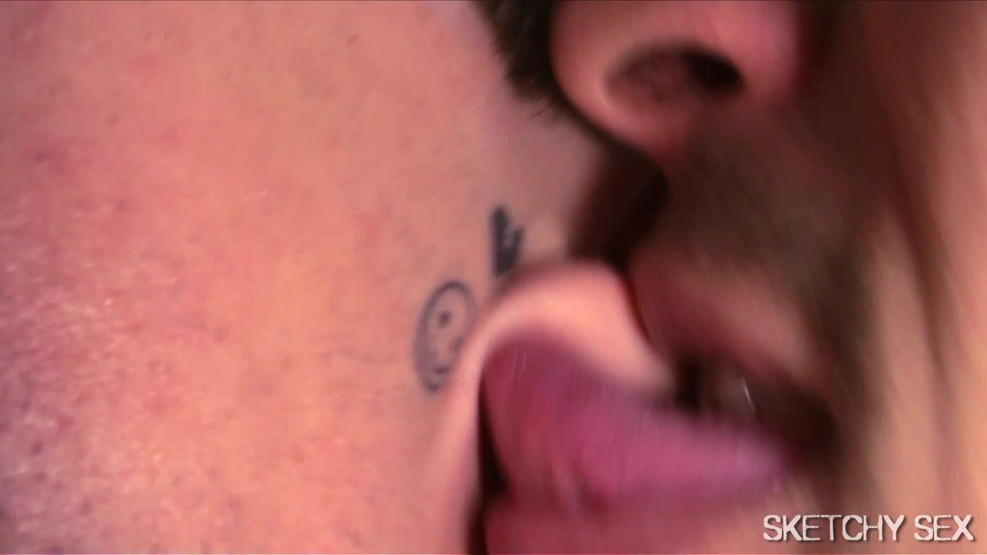 Sketchy Sex10 Loadsin1 Dumpster