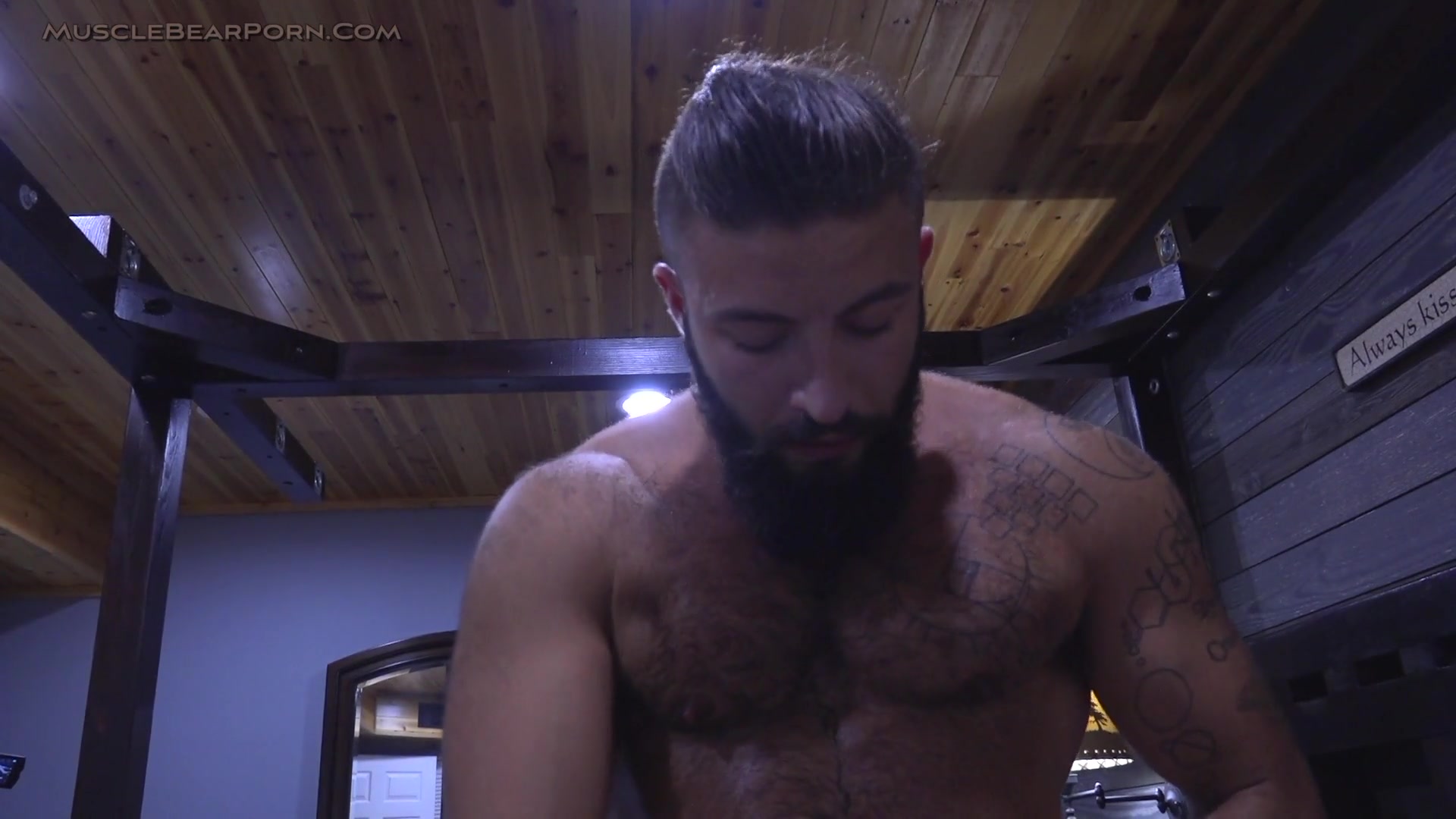 Muscle Bear Porn Guideto Fine Dining