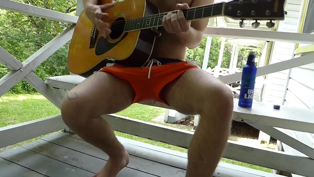 Maverick Men The Amazing Singing Breeding Bottom Boy