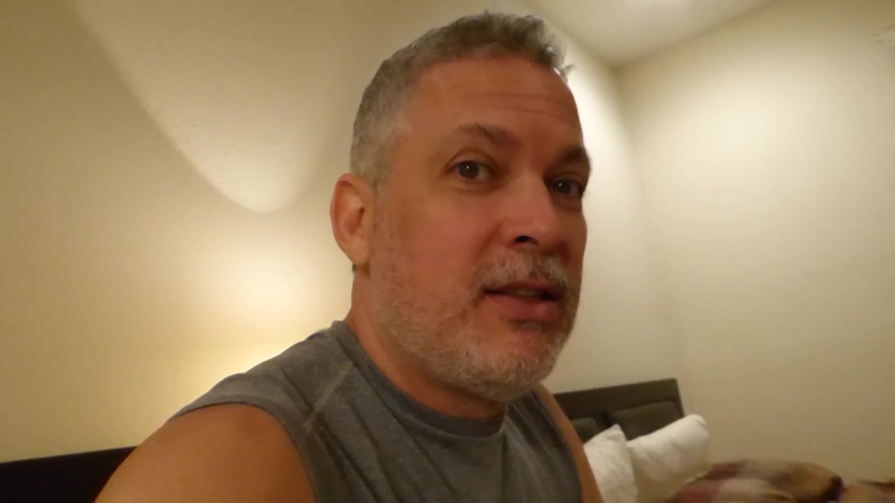 Maverick Men Directs When Buddies Fuck