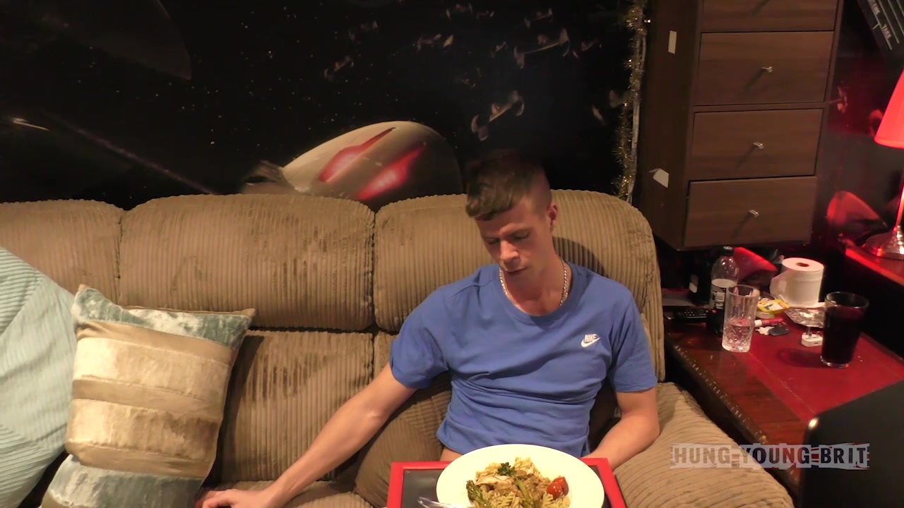 Hung Young Brit Italian boys fuck aroundin Pete'sroom