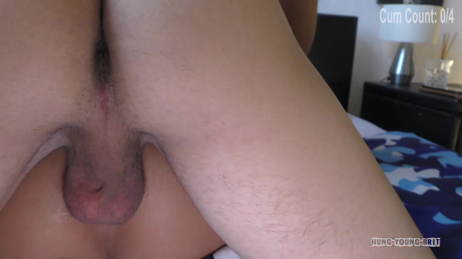 Hung Young Brit Blaze Elliot