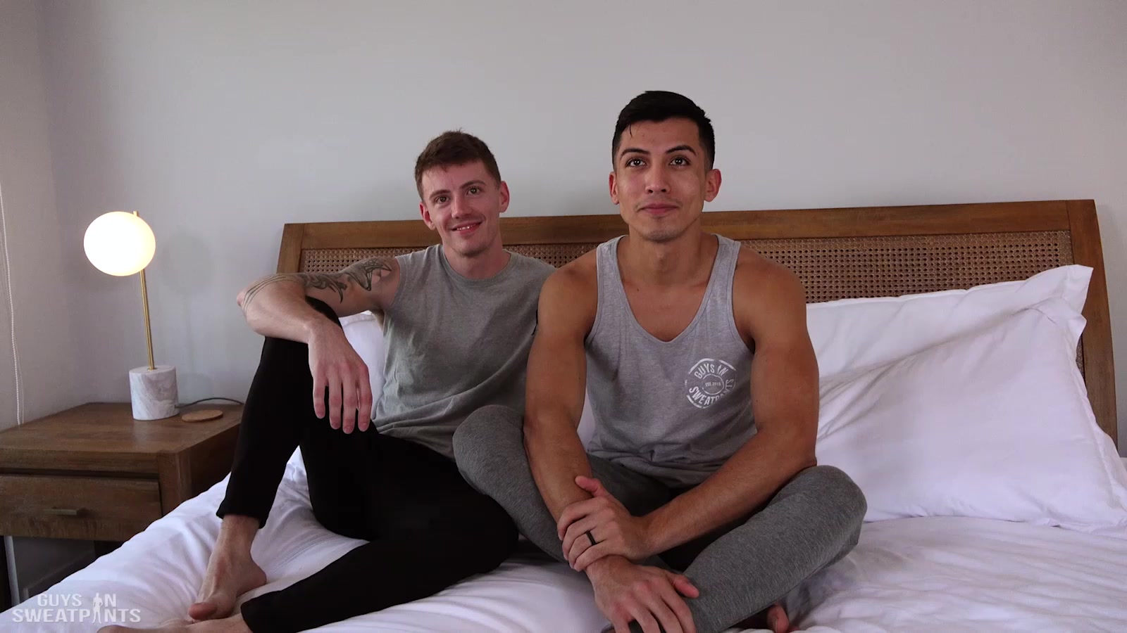 Guys In Sweatpants Fucking Foxxes
