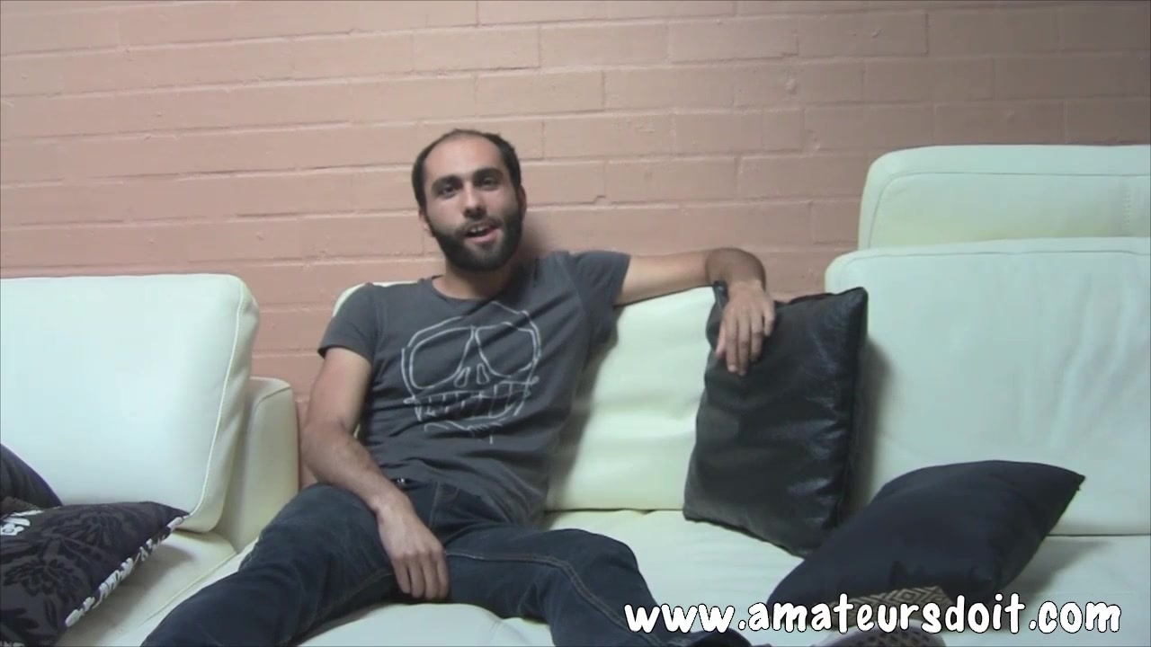 Taylor Jerks Off - AmateursDoIt