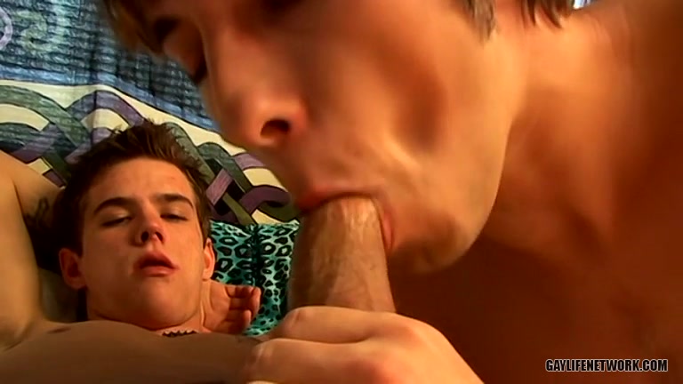 Fuck Buddies Share Some Cream! - Ethan O'Reilly & Cain