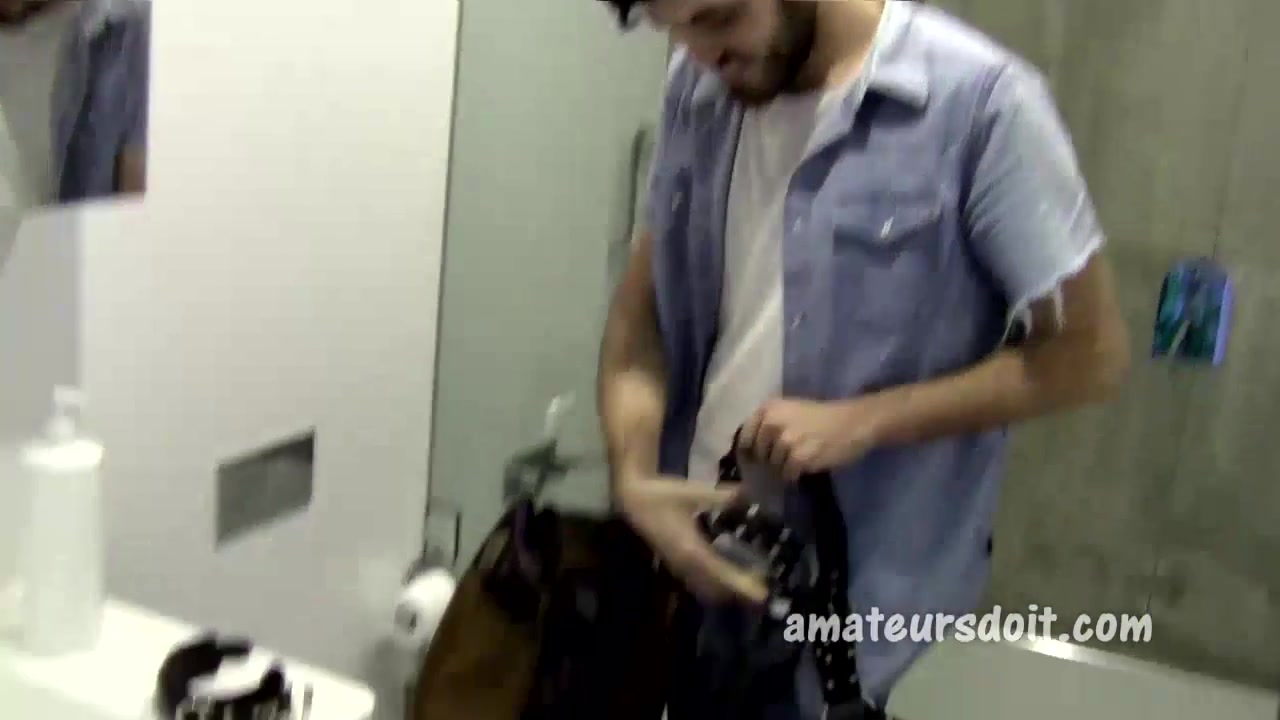 Mitch Bear Solo - AmateursDoIt
