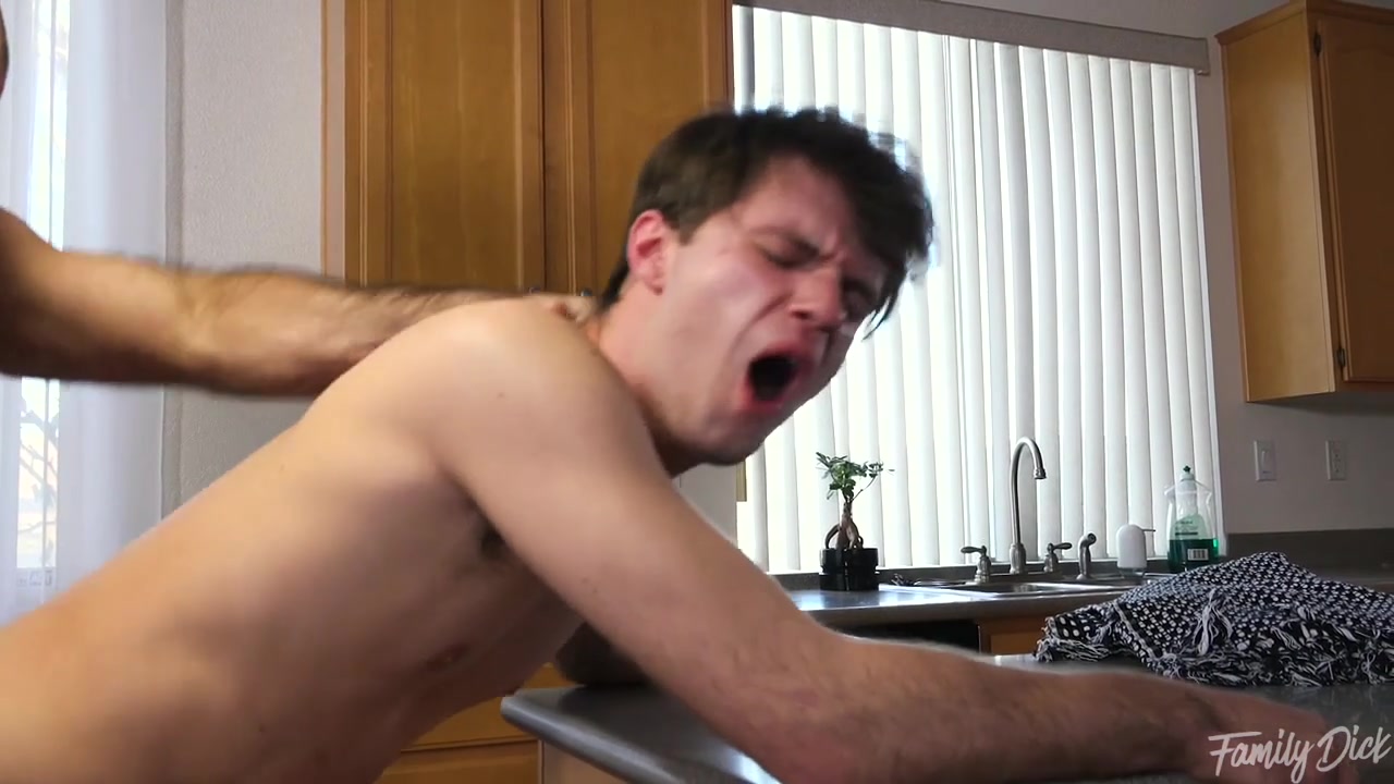 Morning Quickie Raw - KinkMen
