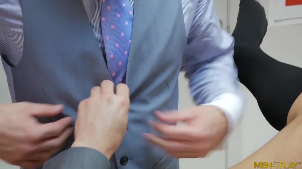 Deal Breaker: Nick North And Andy Star - KinkMen
