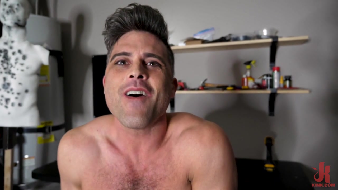 Lance Hart: Shows You How To Be A Good Slut - KinkMen