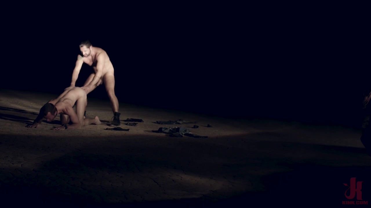 Desert : Dominic Pacifico Dominates Alex Hawk - KinkMen