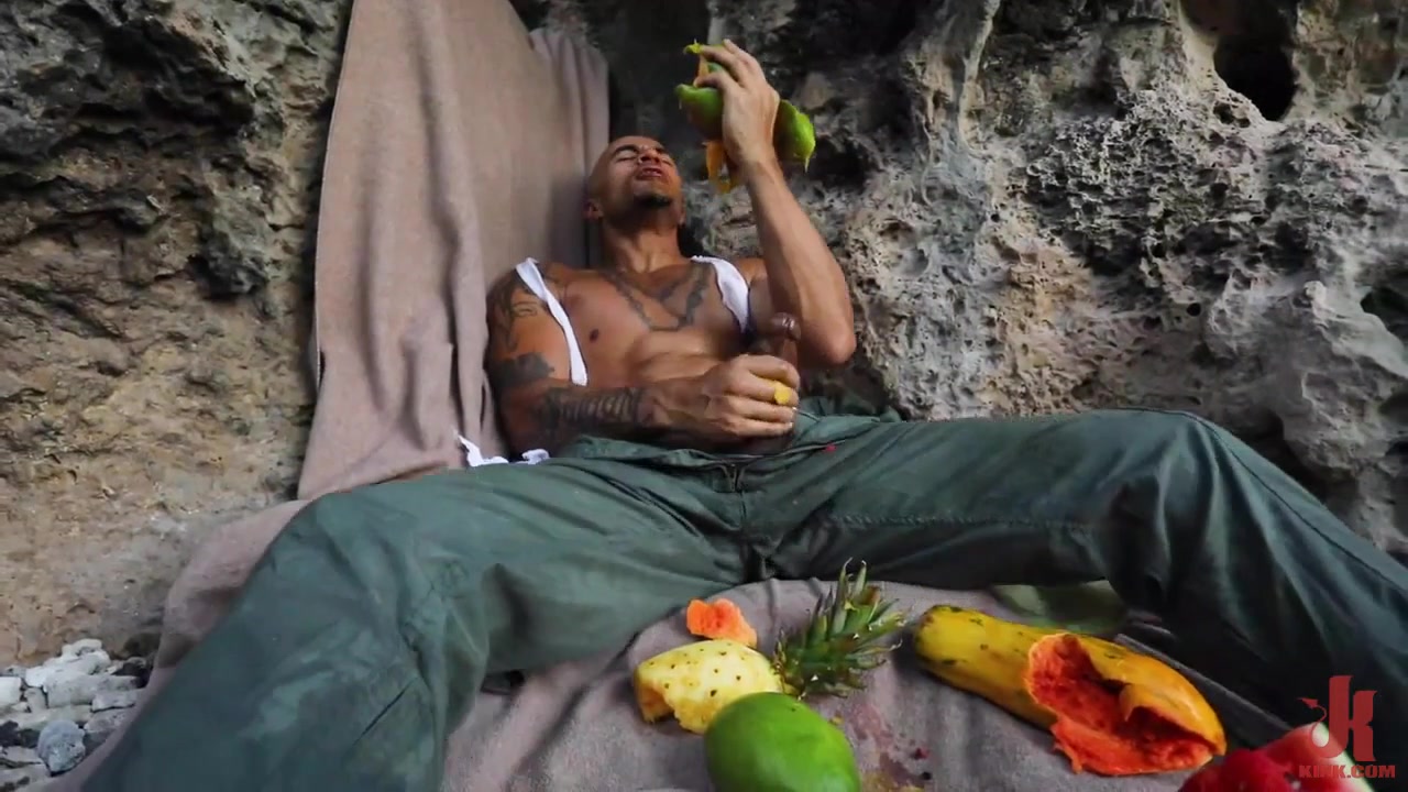 King Noire: Man Vs. Mango - KinkMen
