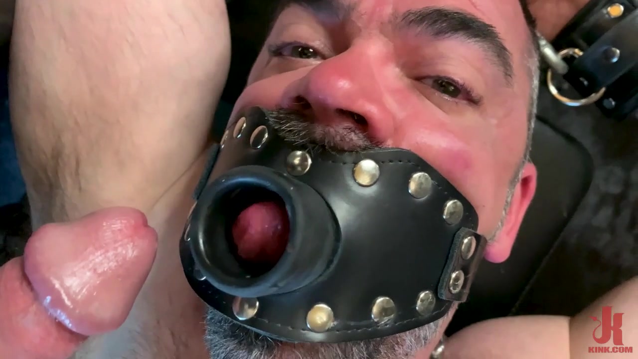 Mr. Kristofer's Ashtray - KinkMen