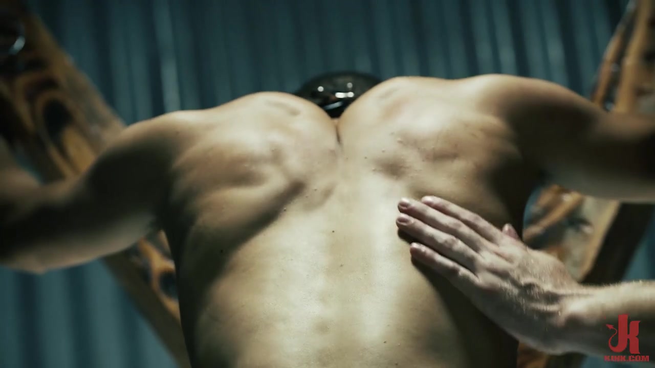 Hard And Raw: Brian Bonds And Odin Strokes - KinkMen