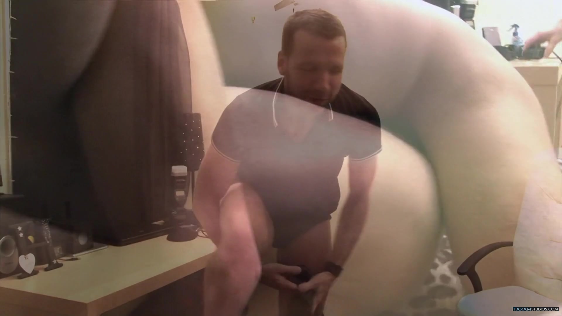 Anton Joins Makes It A Threesome - Scott Davis, Alex Gomez & Anton Dickson