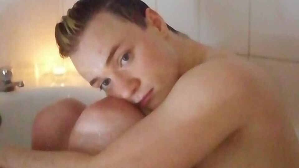Wet Fun With Twink Jamie - Jamie Coxx