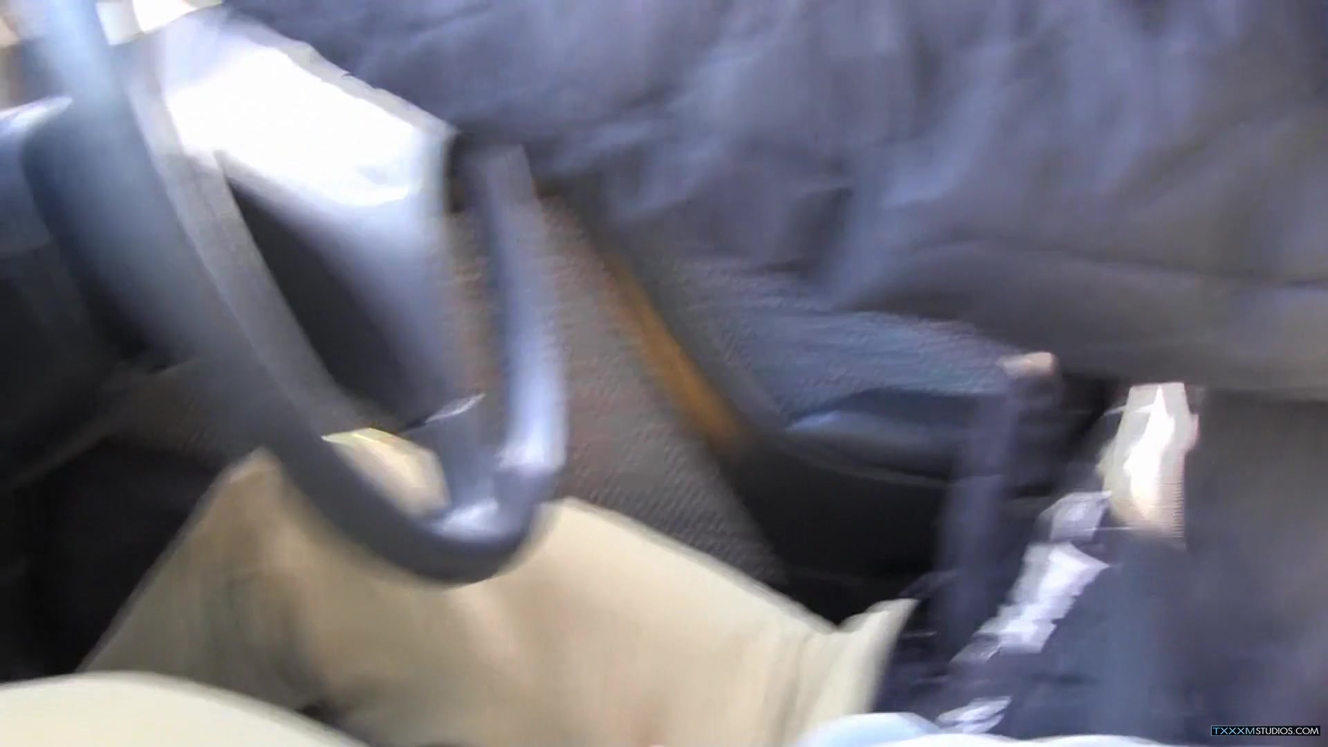 Flip Flop Raw In The Back Seat - Shaun Mann & James Thomas