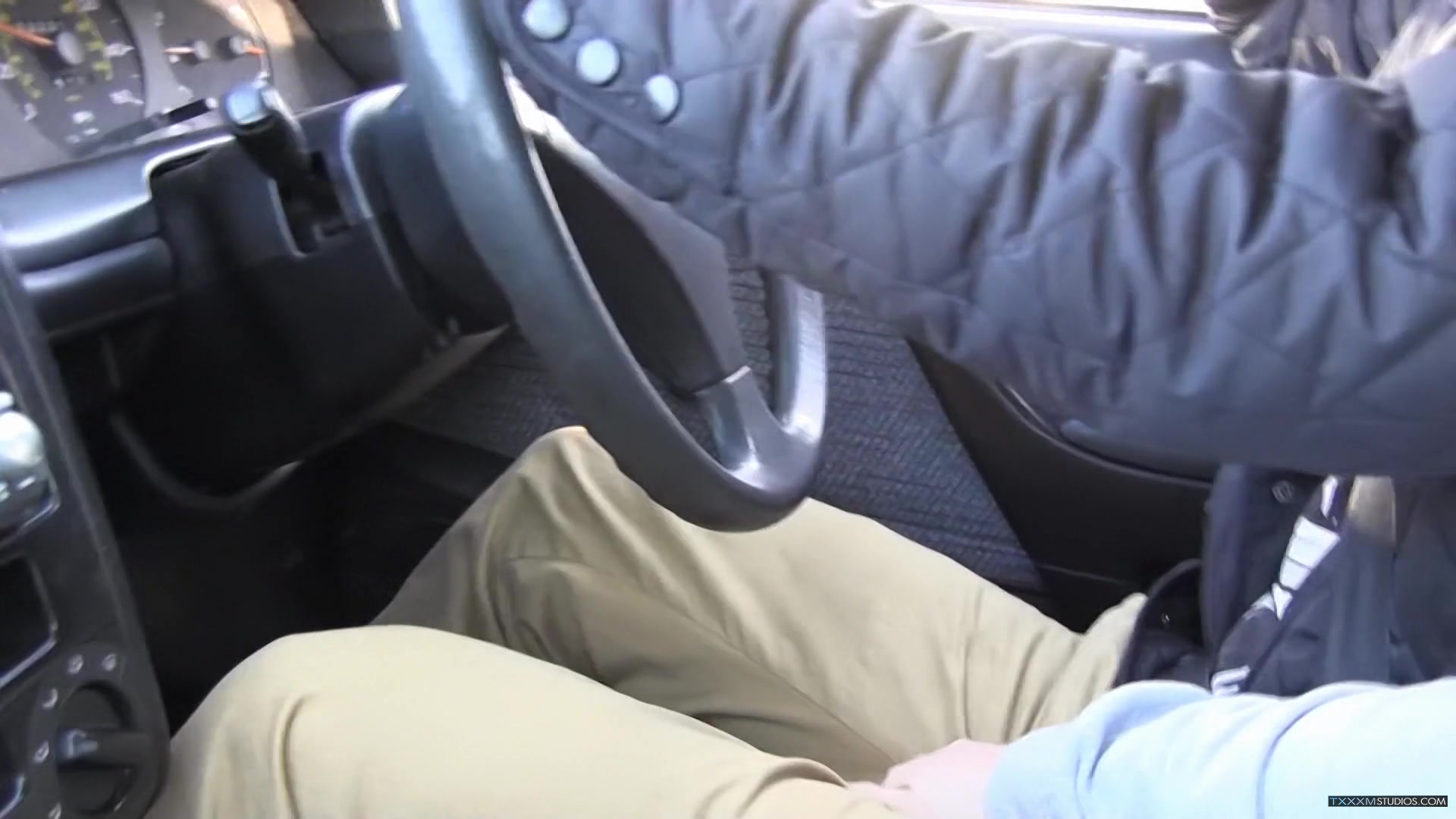 Flip Flop Raw In The Back Seat - Shaun Mann & James Thomas