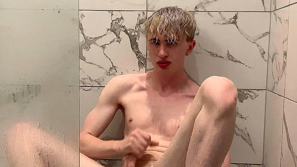 Jackson Is Hotel Room Horny - Jackson McQueen