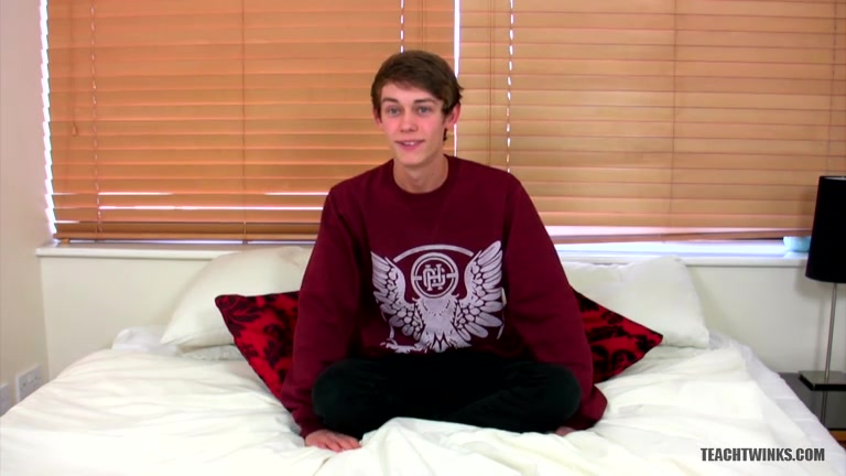 Big-Dicked Bisexual Boy - Jamie Sykes