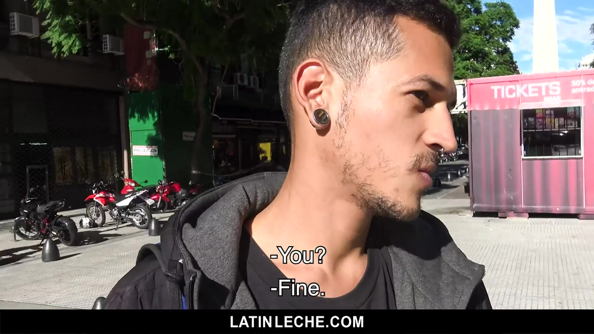 Numero 98 - LatinLeche