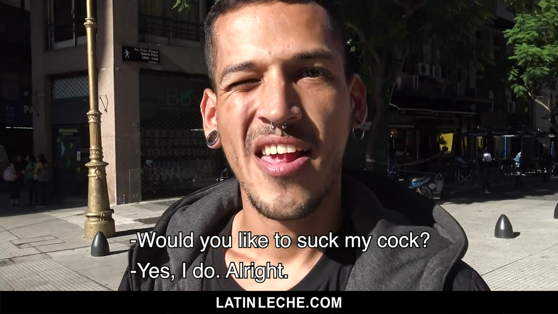 Numero 98 - LatinLeche