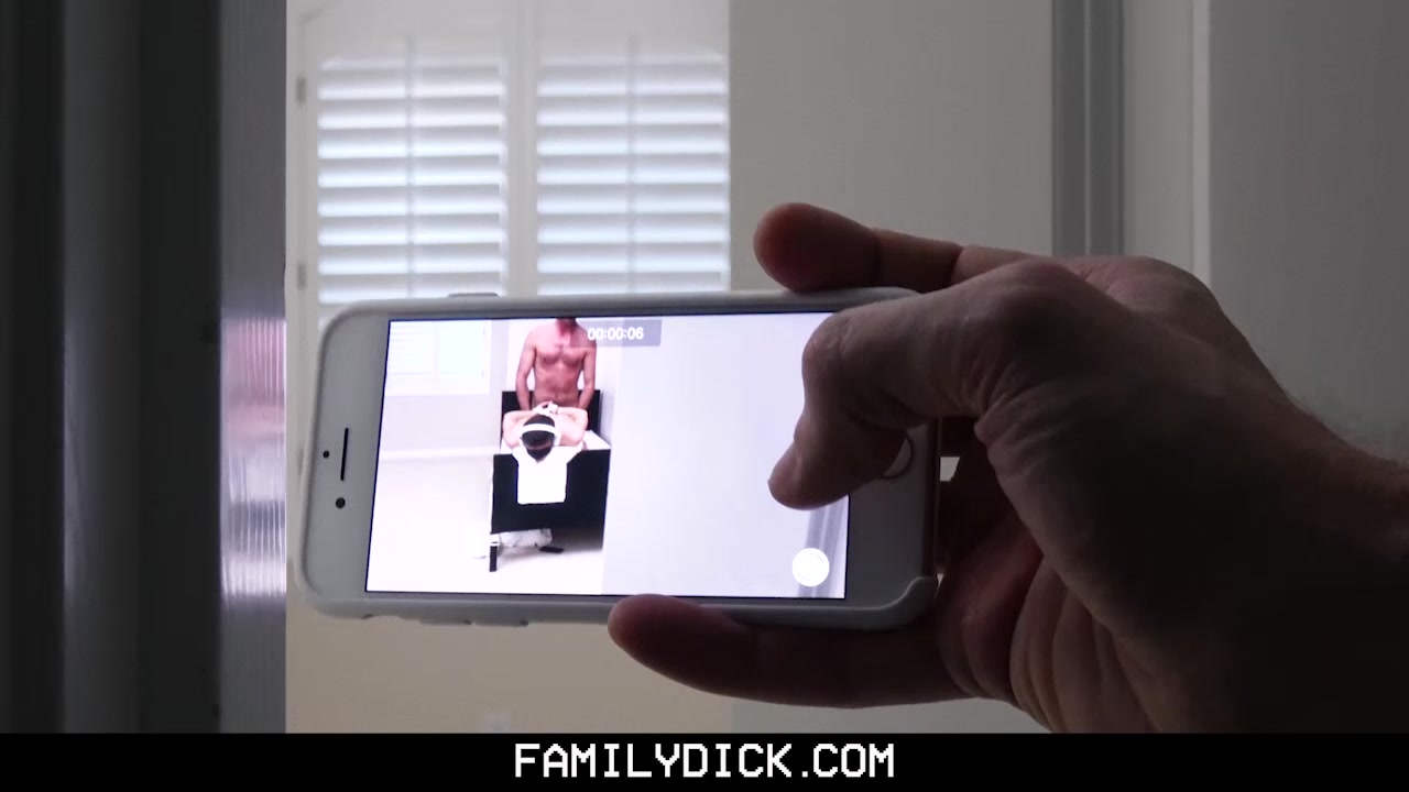 Days Chapter 4: A Very Understanding - FamilyDick