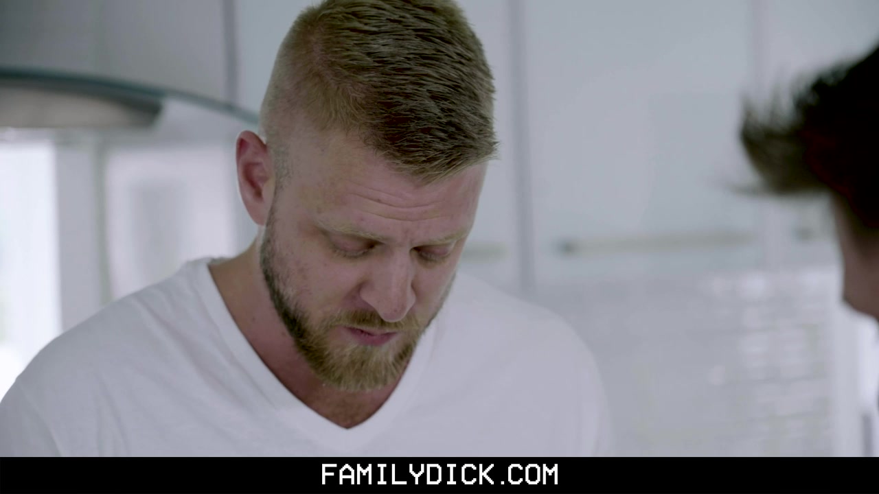 Parole Step dad Ch 2: Thanksgiving with Step dad - FamilyDick