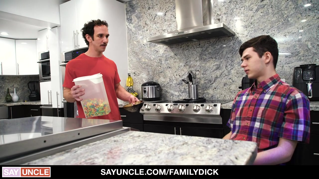 Greg Holds Down The Fort Ch 1: My Favorite - FamilyDick