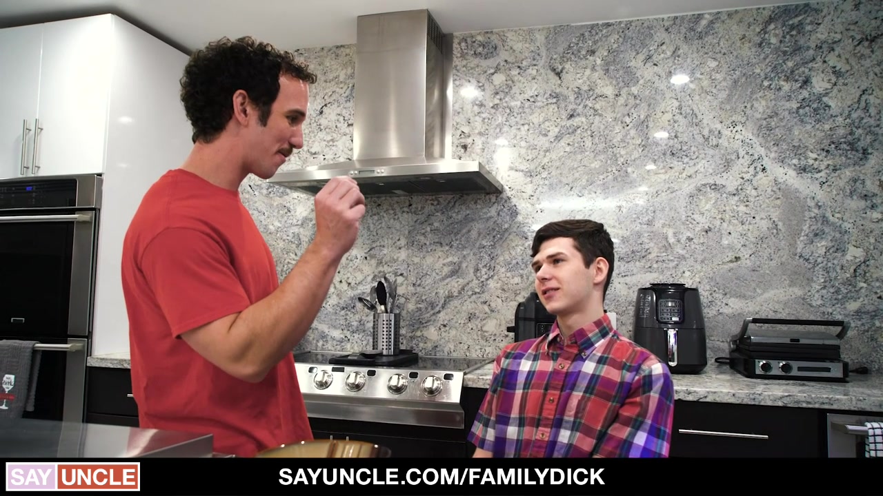 Greg Holds Down The Fort Ch 1: My Favorite - FamilyDick