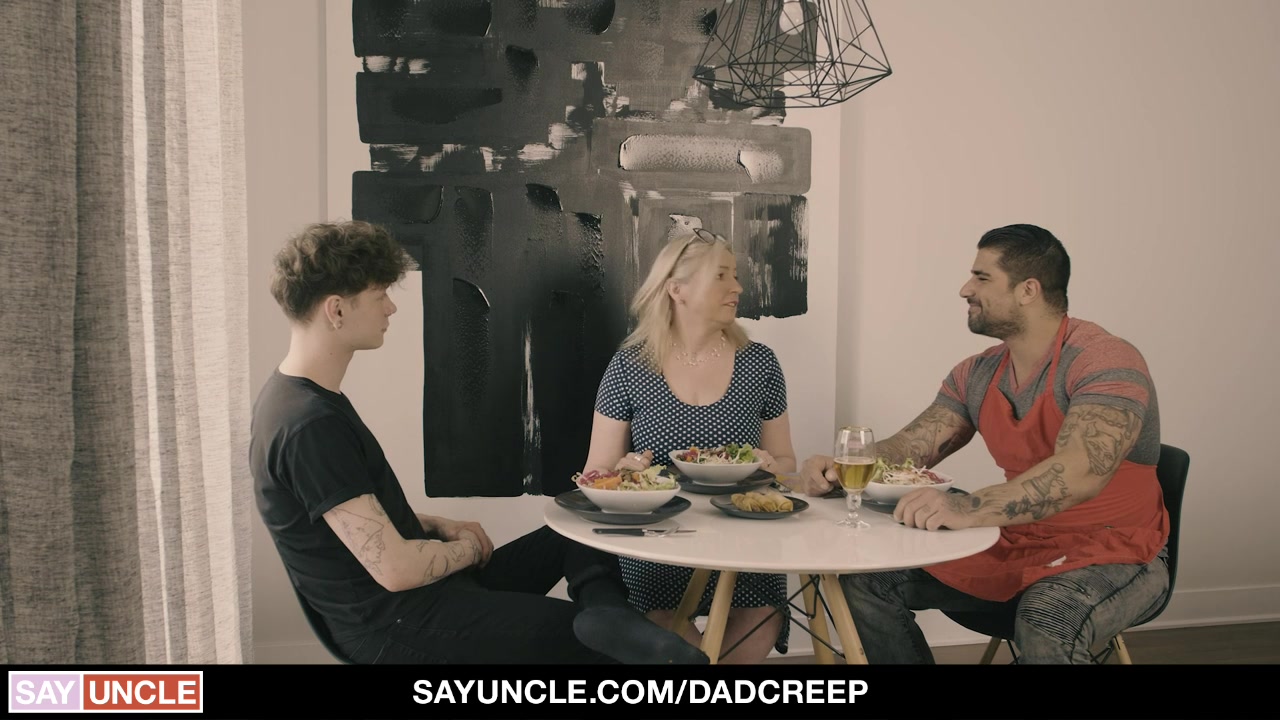 Hot Bottom - DadCreep