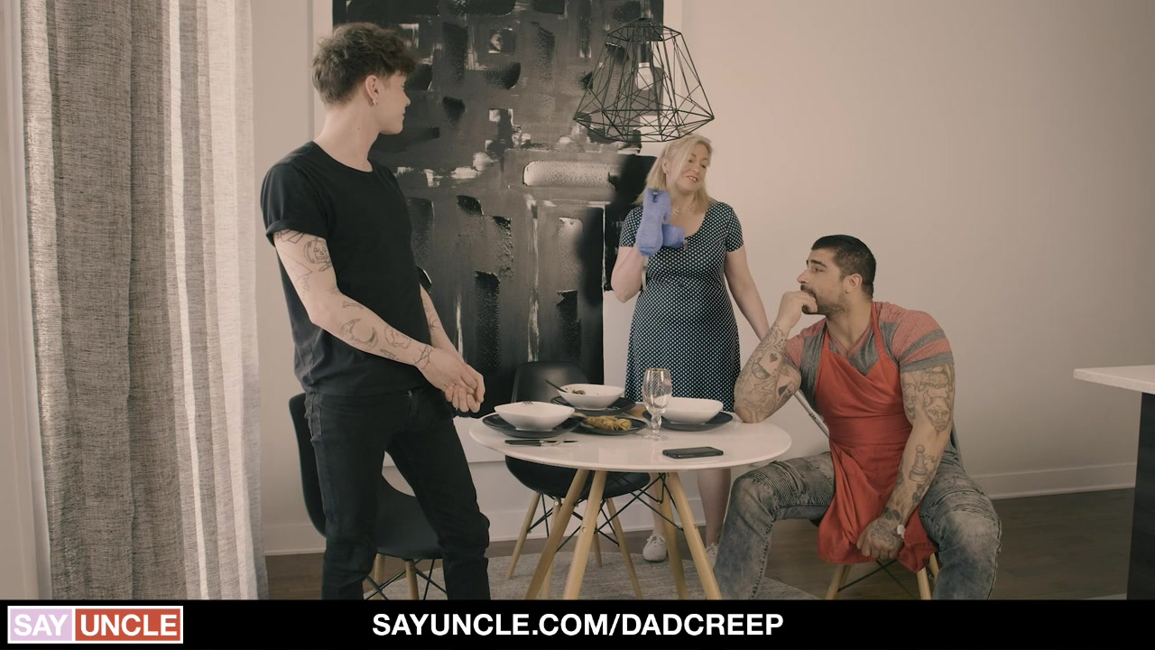 Hot Bottom - DadCreep