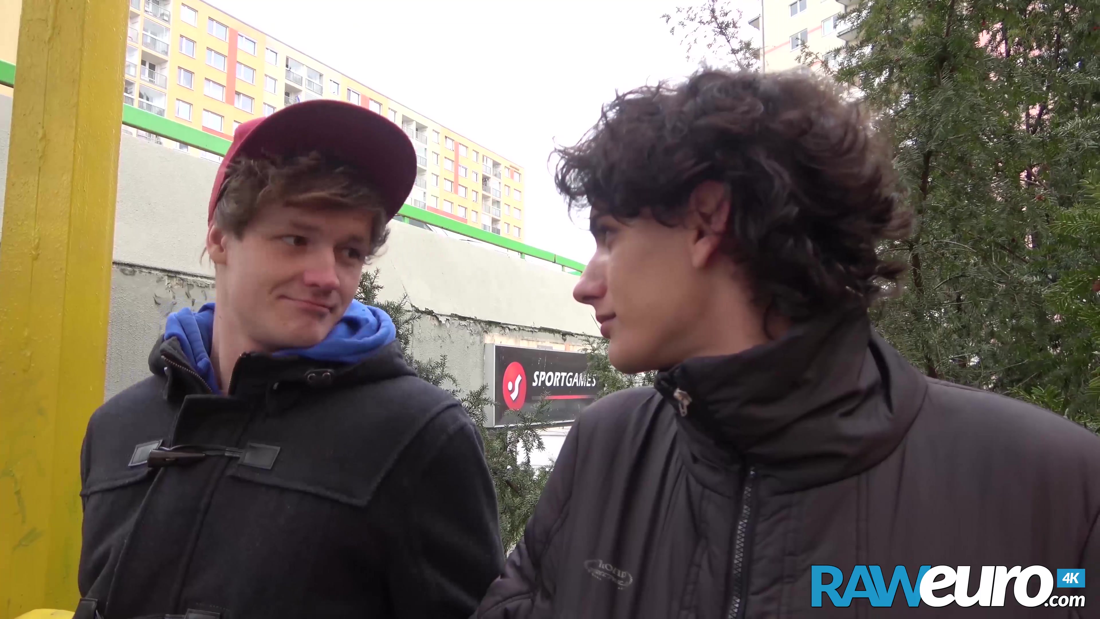 RAWEURO First Date Sex