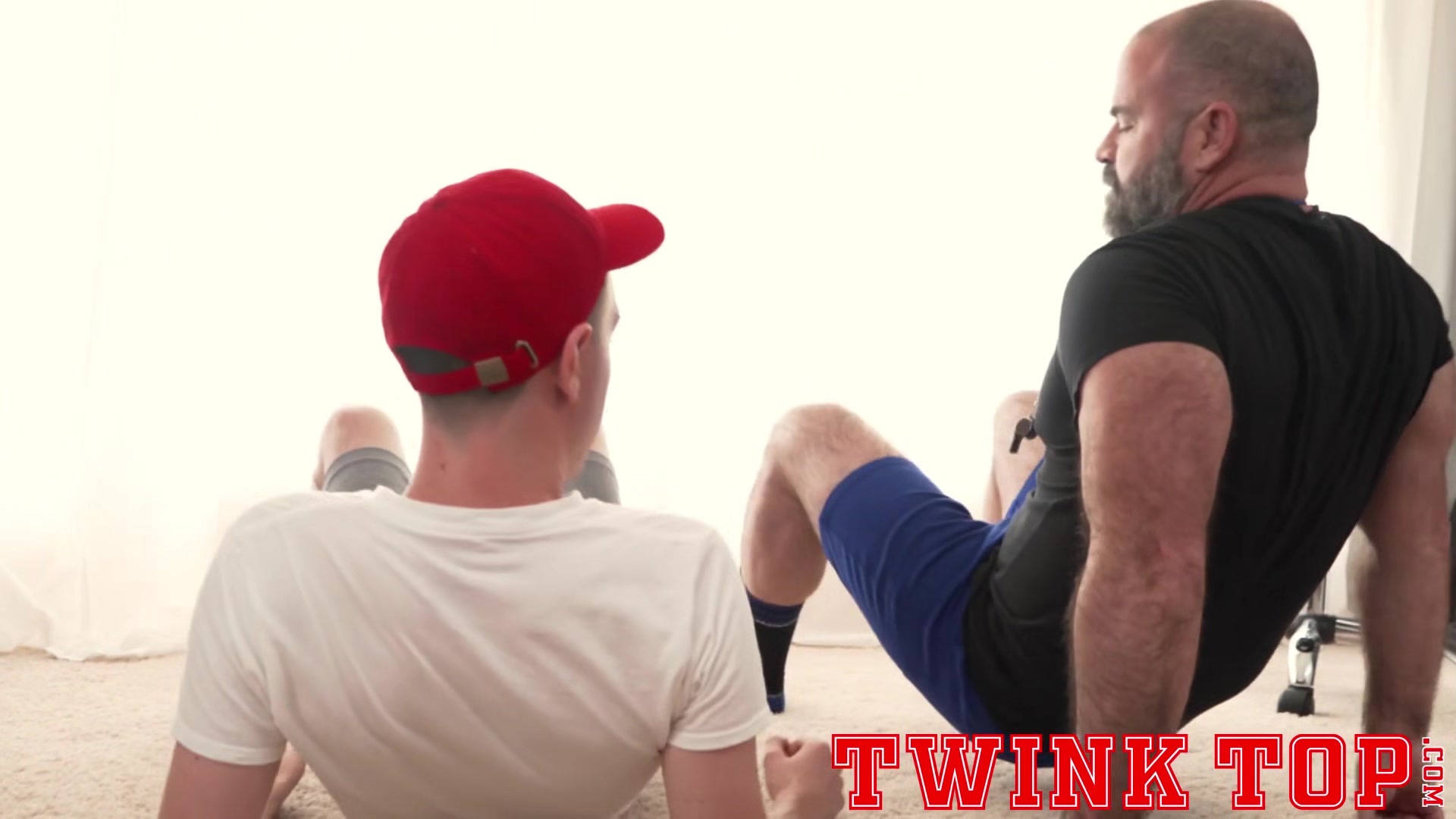 TWINKTOP Hairy Step daddy barebacked by skinny twink after blowjob