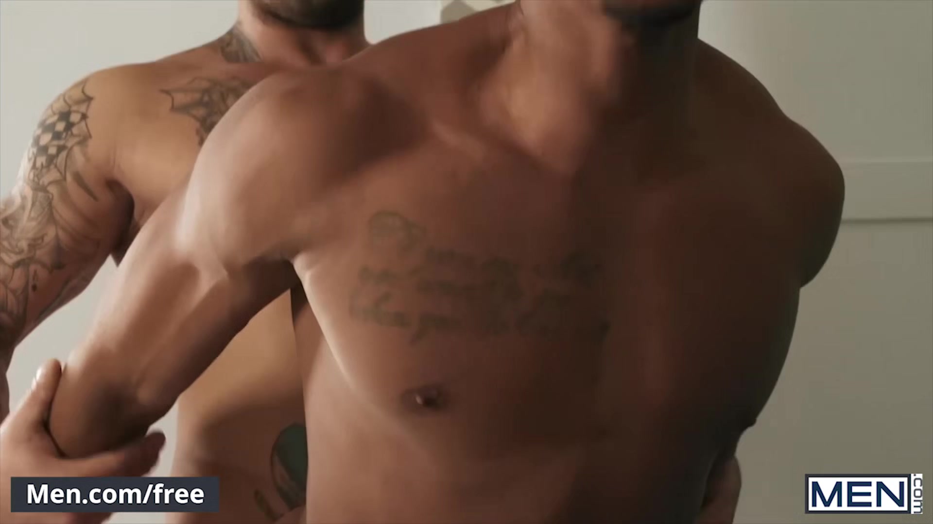 Men com Ryan Bones Trent King Screamers 2