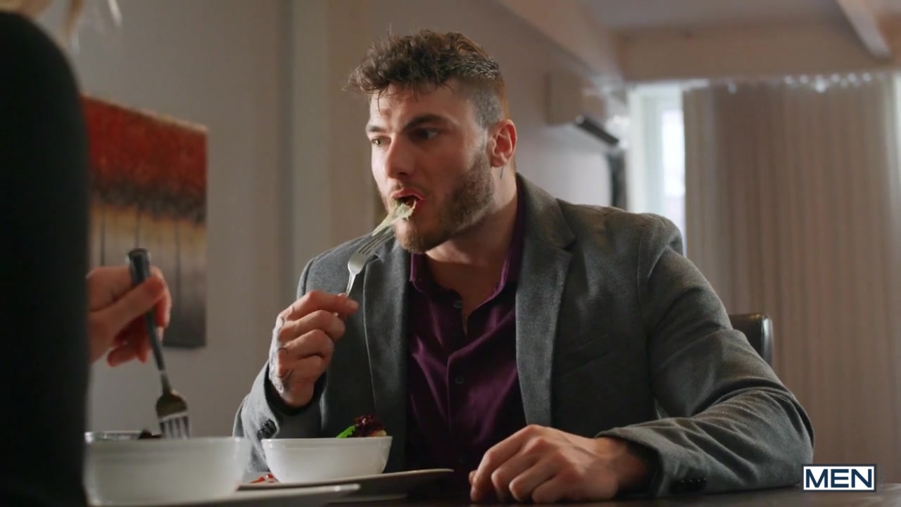 William Seed & Ashton Summers in Chef At Home - MenNetwork