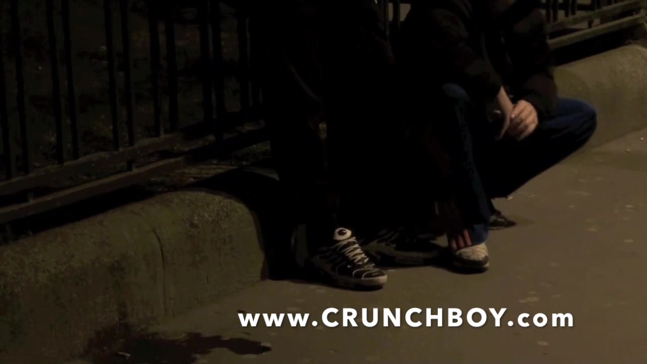 sex in the public subway in paris wit feet and sneakers domination