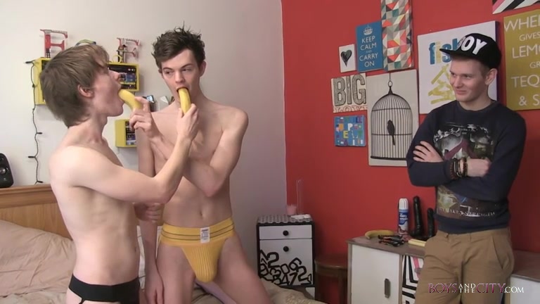 Shaun Takes Control Of 2 Boys - Bryan Moore, Luke James & Shaun Mann