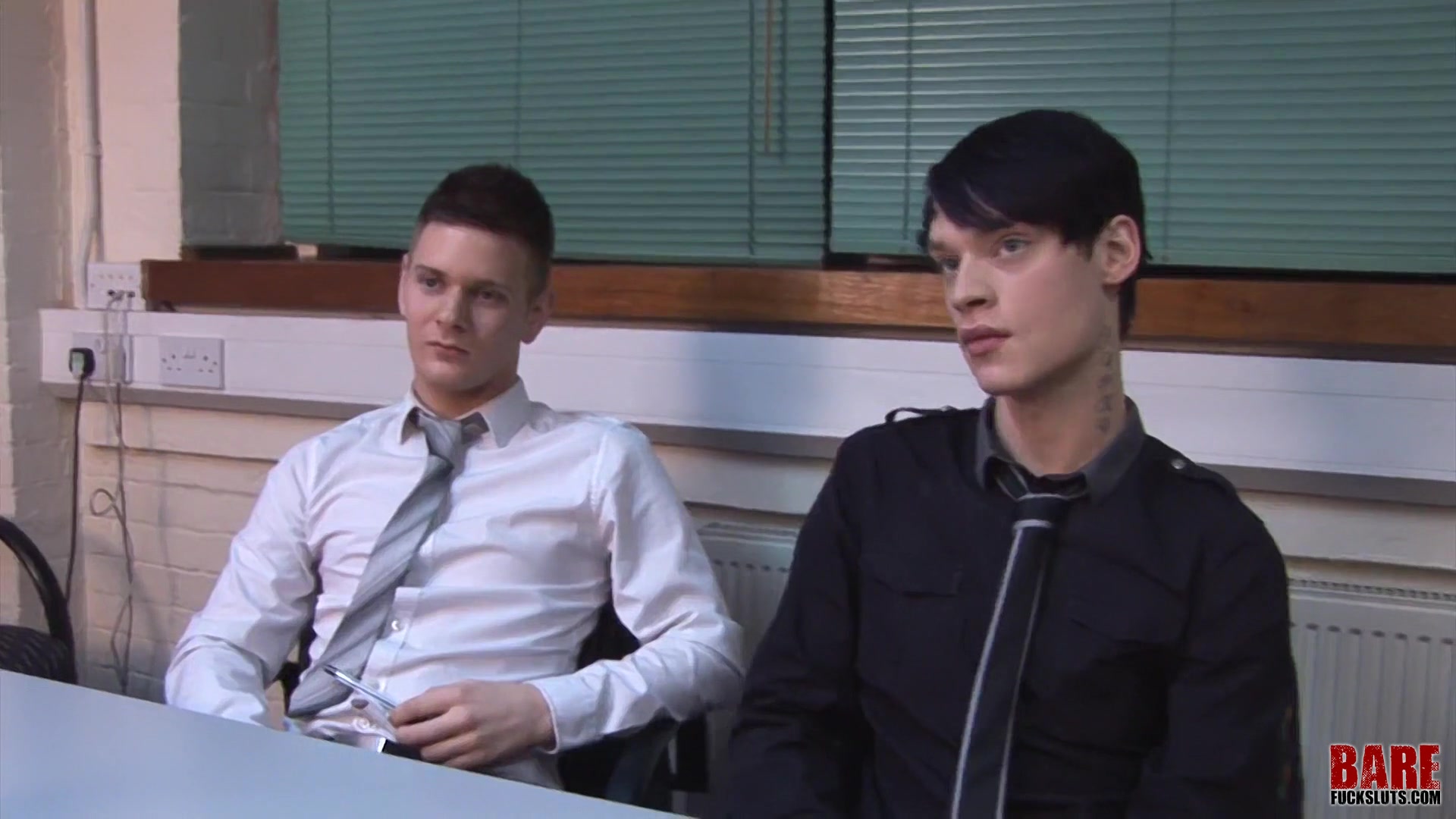 Hotties Bareback Job Review - Shaun Mann, Aaron Aurora & Lewis Romeo