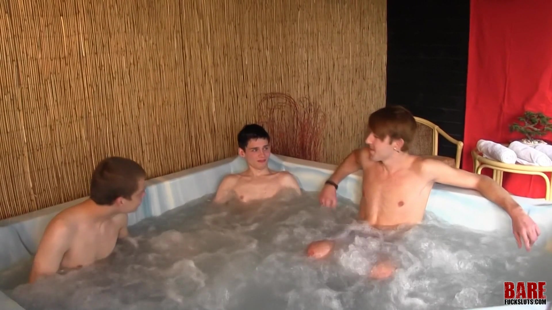 Hot Tub Hole-Poundng Threesome - Aaron Aurora, Owen Jackson & Brad Taylor