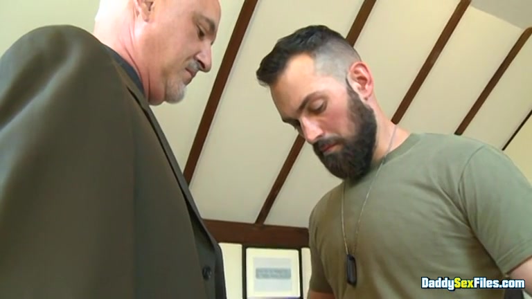 Passing A Military Medical - Joe Parker, Jake Cruise, Rich Kelly, Butch & Nick Anvil