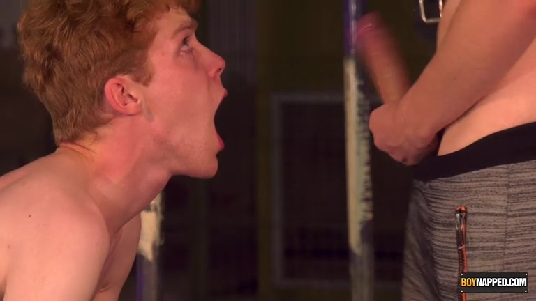 Totally Using The Twink Boy 1 - Avery Munroe & Leo Ocean