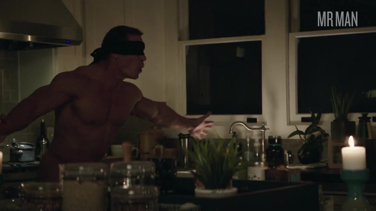 See The Most Muscular Celebrity Butts - Mr.Man