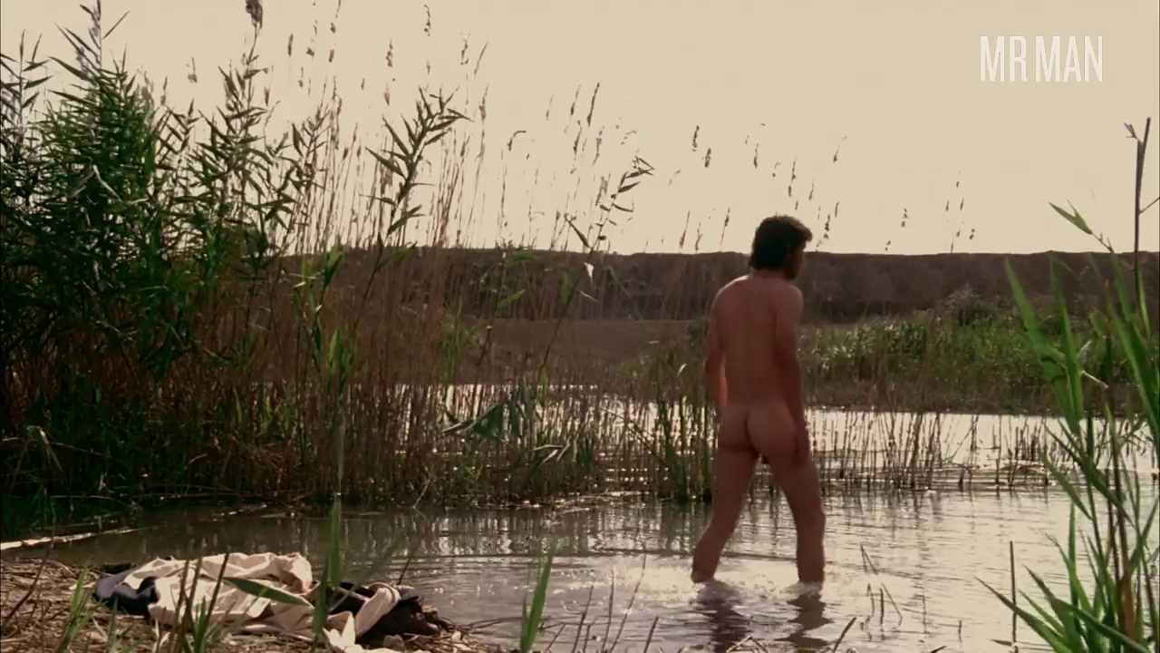 Not Nude On Game Of Thrones, NUDE On Mr. Man - Mr.Man