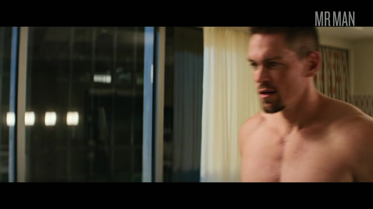 Top Five Funniest Fap-Worthy Frontals Of The Famous - Mr.Man