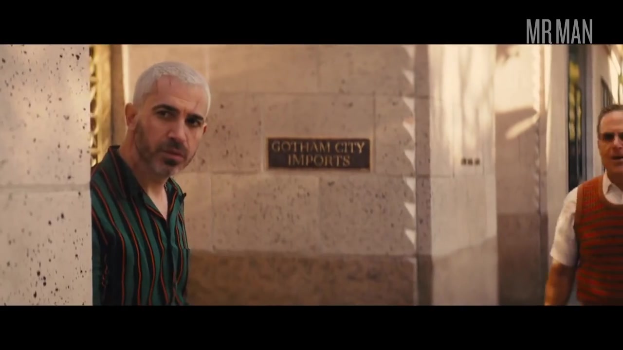 Chris Messina And Ewan McGregor Have A Dick Competition - Mr.Man