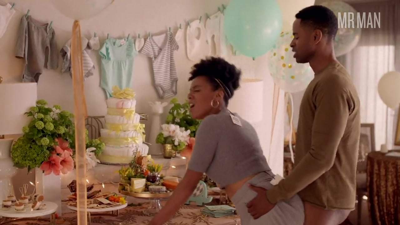EPIC Insecure Nudity Roundup To Celebrate Season Four - Mr.Man